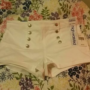 High waisted white Short